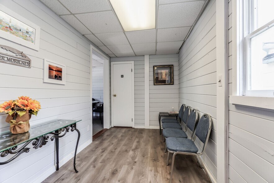 More Photos Of 377 Main St, Center Moriches Storefront Retail Office For Sale