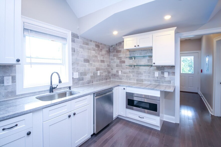 More Photos Of 43 Cypress St, Watertown Multifamily For Sale