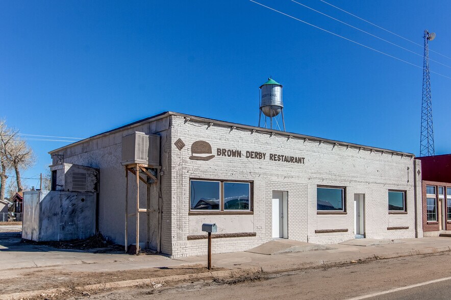 More Photos Of 618 1st Ave, Deer Trail Restaurant For Sale