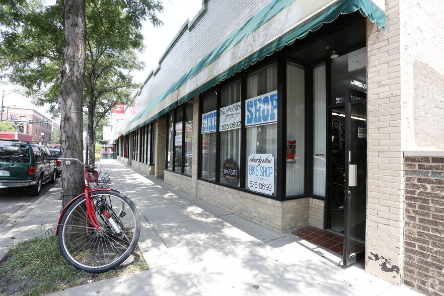 More Photos Of 4075-4089 N Broadway St, Chicago Storefront For Lease