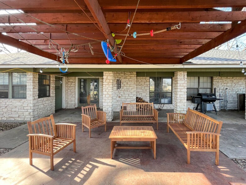 More Photos Of 11001 S State Highway 95, Taylor Land For Sale