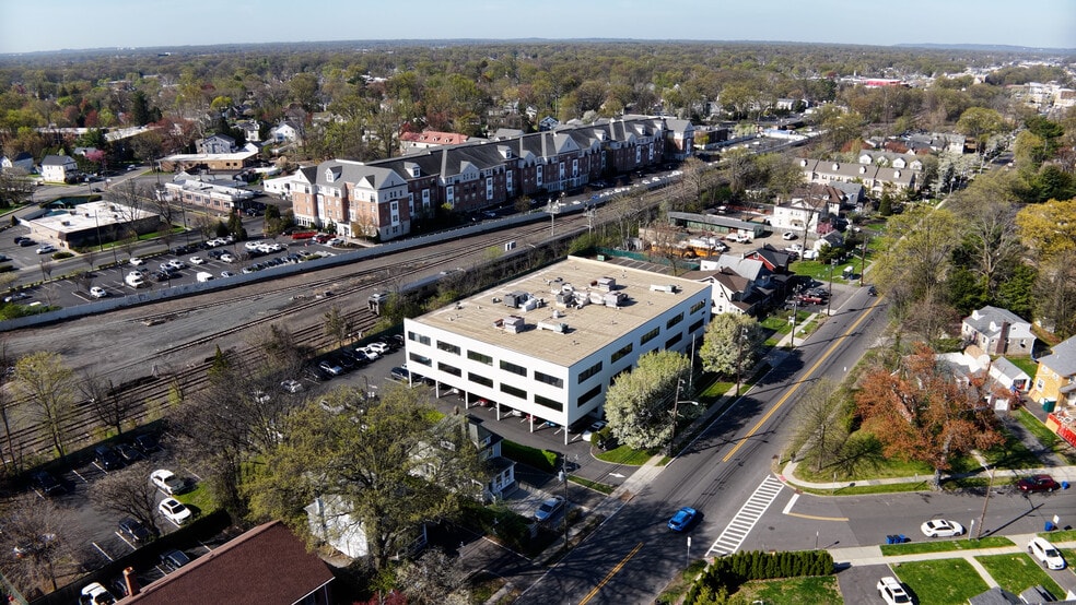Primary Photo Of 340 North Ave E, Cranford Office For Lease