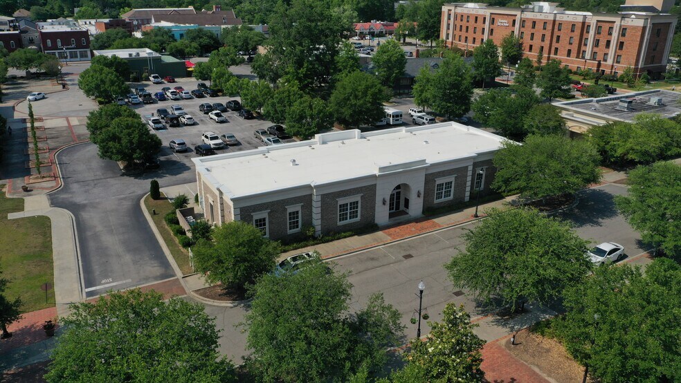 More Photos Of 146 Cargill Way, Hartsville Office For Lease