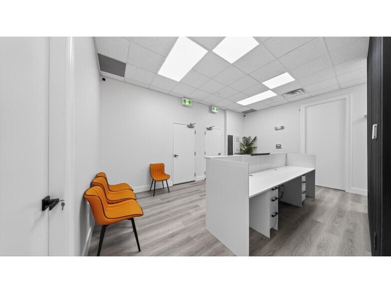 More Photos Of 7980 B 206A st, Langley Medical For Lease