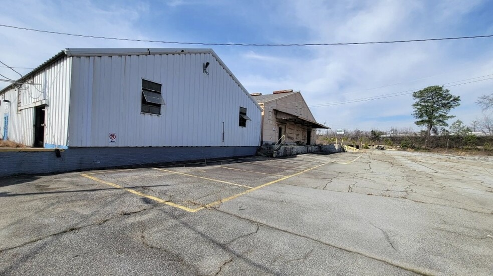 Primary Photo Of 1427 Central Ave, East Point Warehouse For Sale