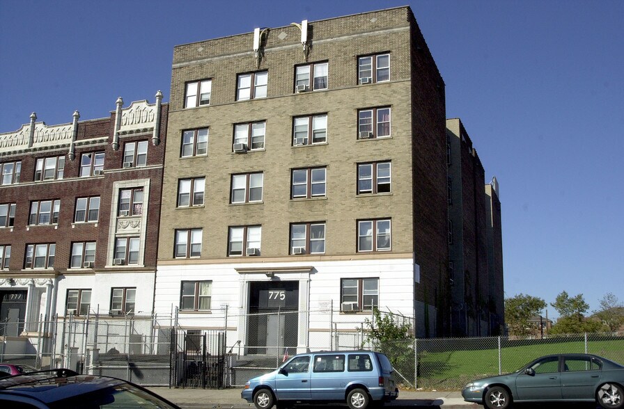 More Photos Of , Newark Multifamily For Sale