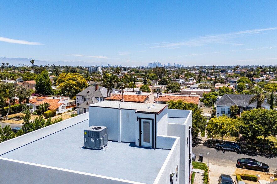 More Photos Of 1557 S Ogden Dr, Los Angeles Apartments For Sale