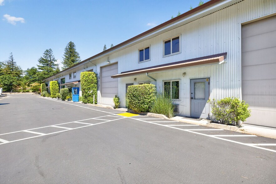 More Photos Of 1229 Grove St, Healdsburg Warehouse For Sale