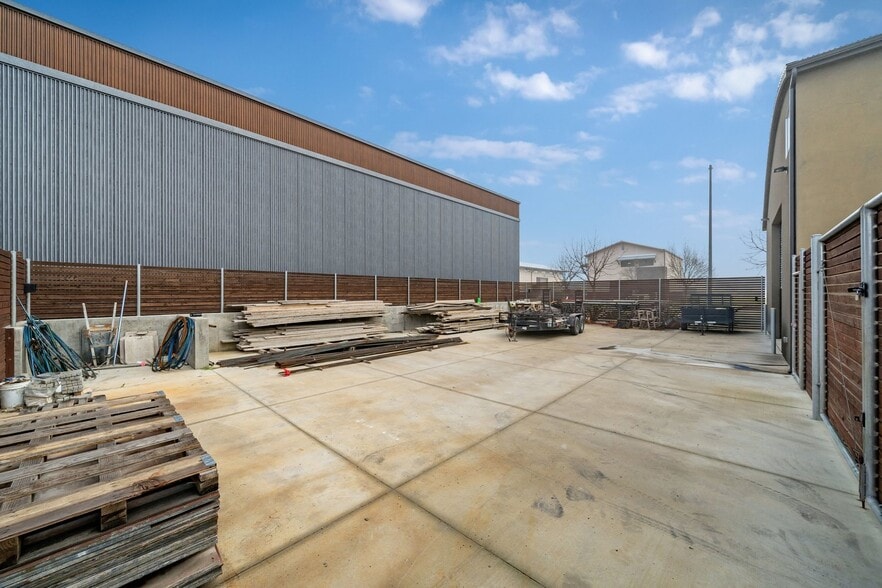More Photos Of 3508 Combine St, Paso Robles Warehouse For Lease