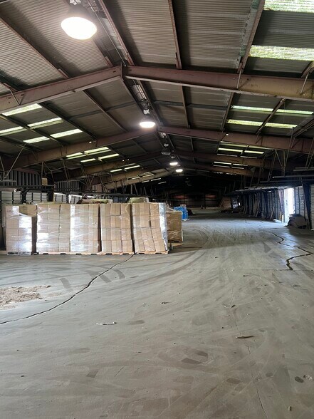 More Photos Of 3184 E 79th St, Cleveland Industrial For Lease