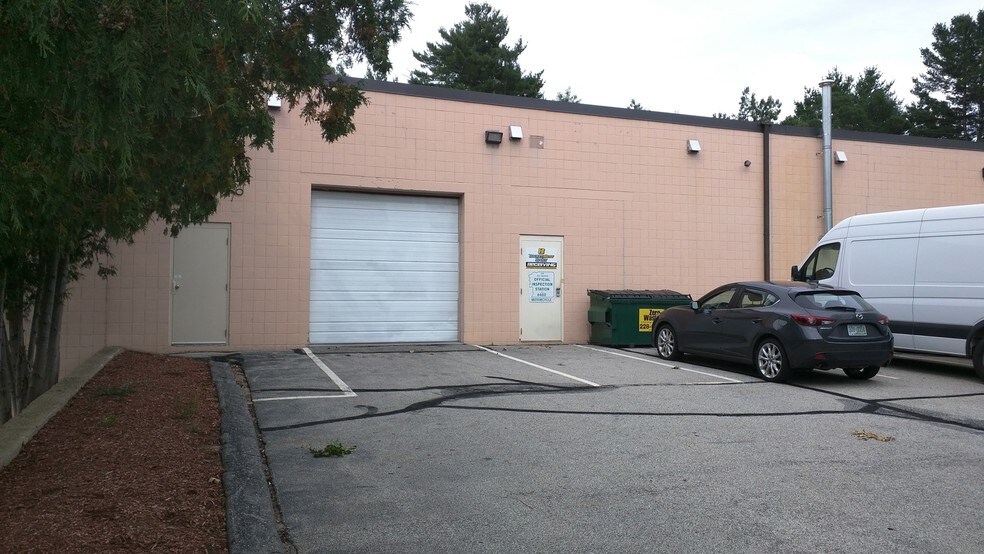 More Photos Of 2 Townsend West, Nashua Light Distribution For Lease