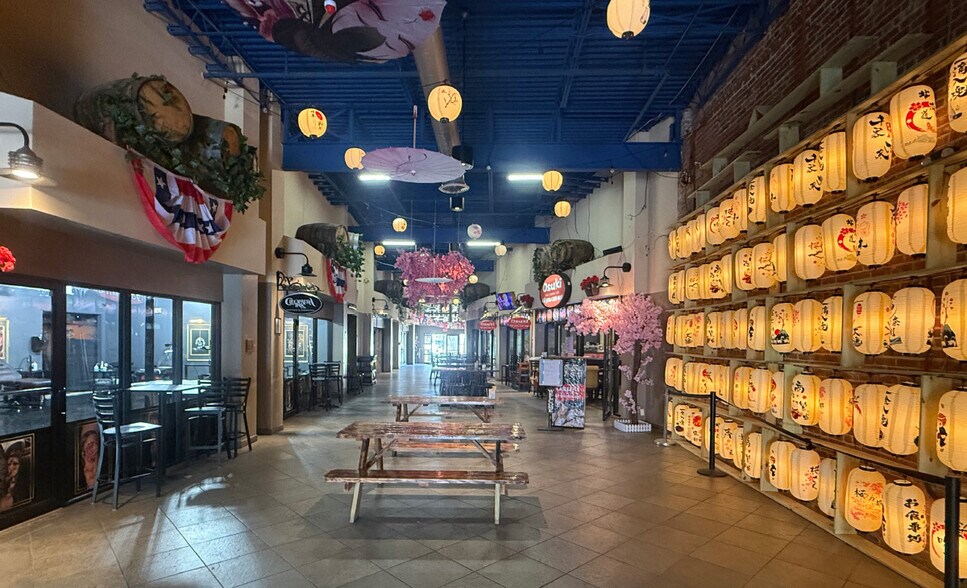 More Photos Of 924-936 E New Haven Ave, Melbourne Freestanding For Lease