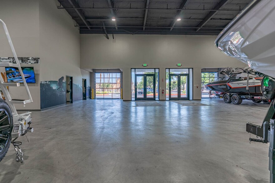 More Photos Of 31970 Castaic Rd, Castaic Freestanding For Sale