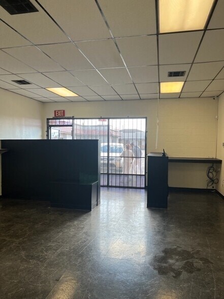 More Photos Of 3104-3130 N Las Vegas Blvd, Las Vegas Unknown For Lease