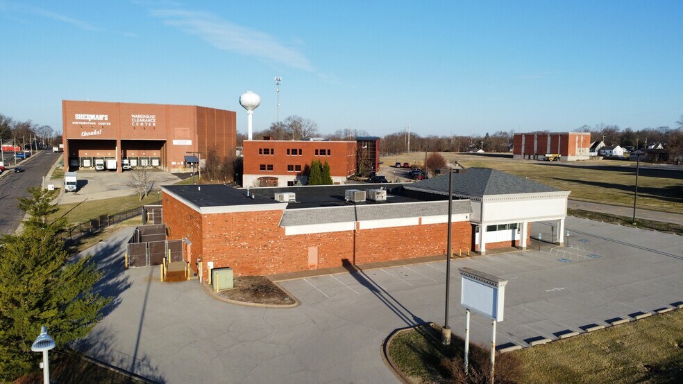 More Photos Of 4521 N Prospect Rd, Peoria Heights Drugstore For Lease