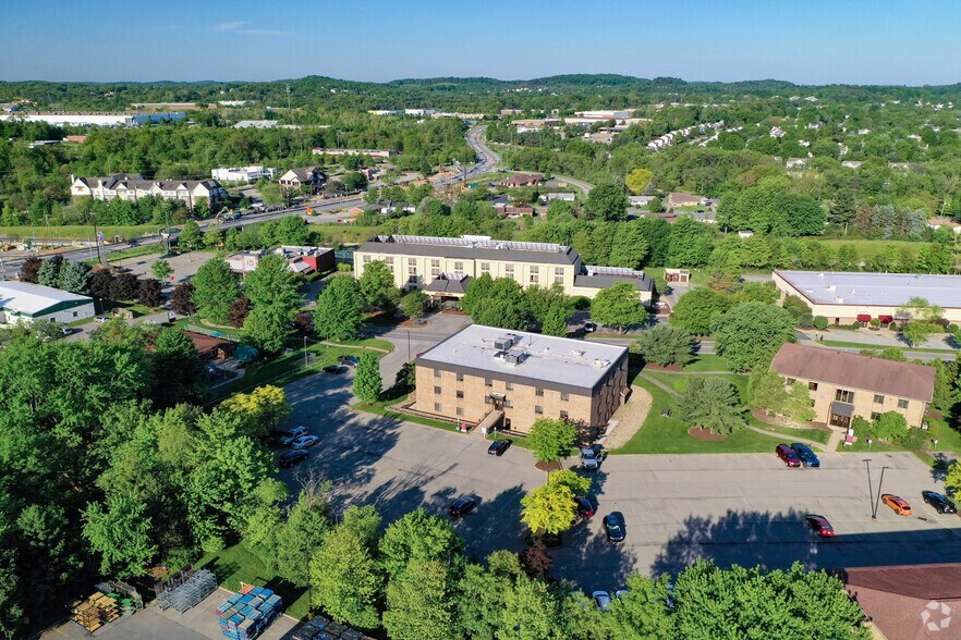 More Photos Of 213 Executive Dr, Cranberry Medical For Lease