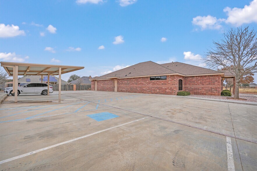 More Photos Of 5006 Portico Way, Midland Medical For Lease