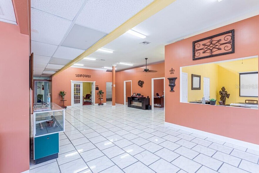 More Photos Of 465 E Main St, Bartow Medical For Sale