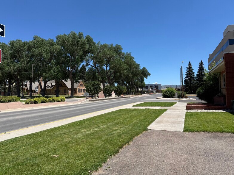 More Photos Of 1948 E Grand Ave, Laramie Office For Lease