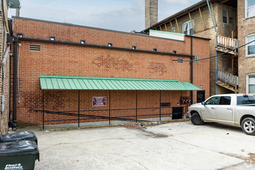 More Photos Of 5744 W Irving Park Rd, Chicago Office Residential For Lease