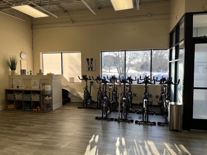 More Photos Of 15875 Franklin Trl, Prior Lake Unknown For Lease