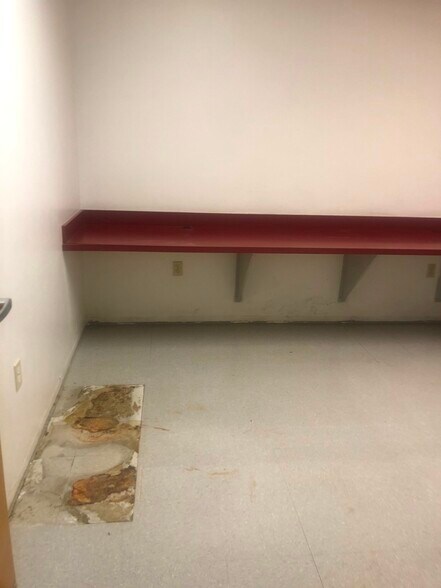 More Photos Of 3555-3559 W Wright St, Boise Light Manufacturing For Lease