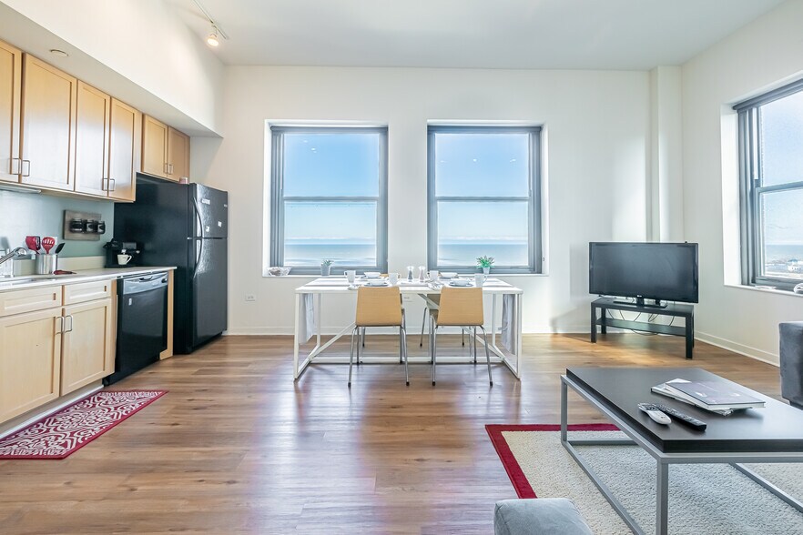 More Photos Of 59 E Van Buren St, Chicago Apartments For Lease