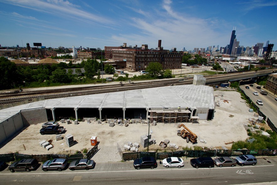 More Photos Of 2252 S Canal St, Chicago Storefront For Lease