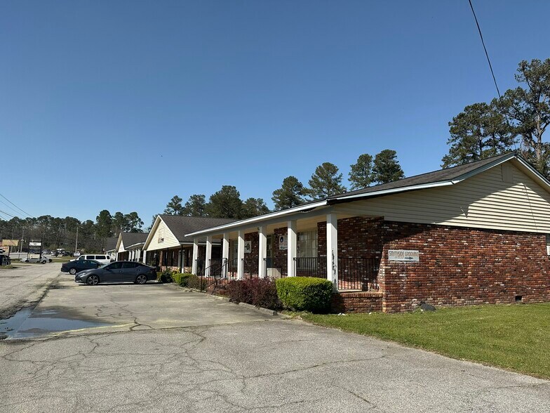 More Photos Of 3452 Peach Orchard Rd, Augusta Storefront For Sale