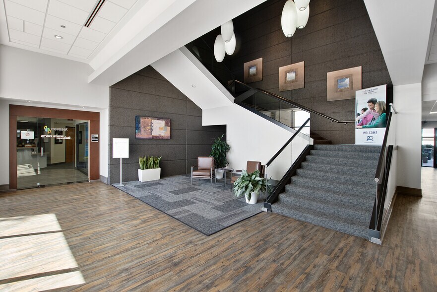 More Photos Of 15150 N Hayden Rd, Scottsdale Office For Sale