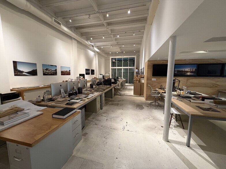 More Photos Of 245 NE 37th St, Miami Loft Creative Space For Sale