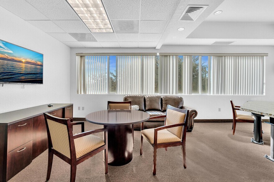 More Photos Of 7665 Davie Road Ext, Davie Office For Lease