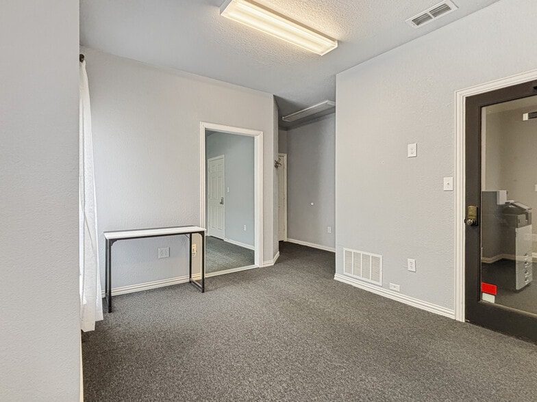 More Photos Of 2438 Lillian Miller Pky, Denton Office For Lease