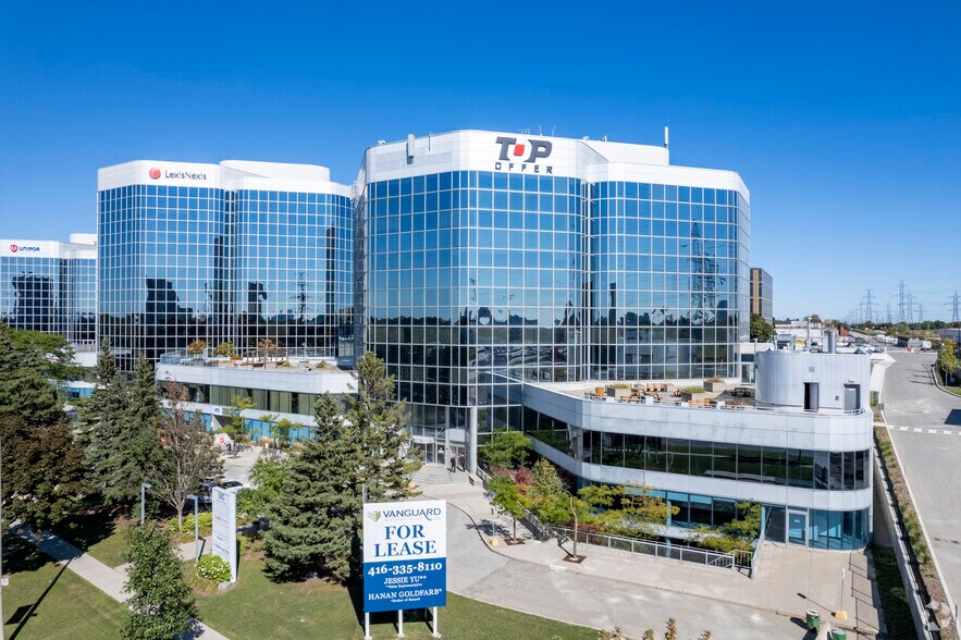 More Photos Of 105 Gordon Baker Rd, Toronto Office For Sale