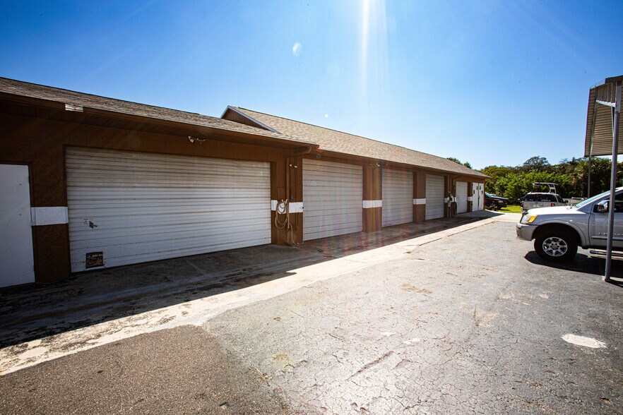 More Photos Of 14825 US Highway 19, Hudson Service For Sale