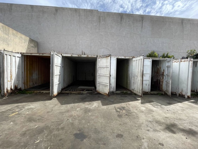 More Photos Of 126 E 16th St, Costa Mesa Service For Lease