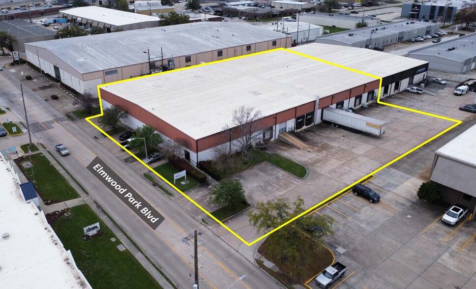 Primary Photo Of 624 Elmwood Park Blvd, New Orleans Distribution For Lease