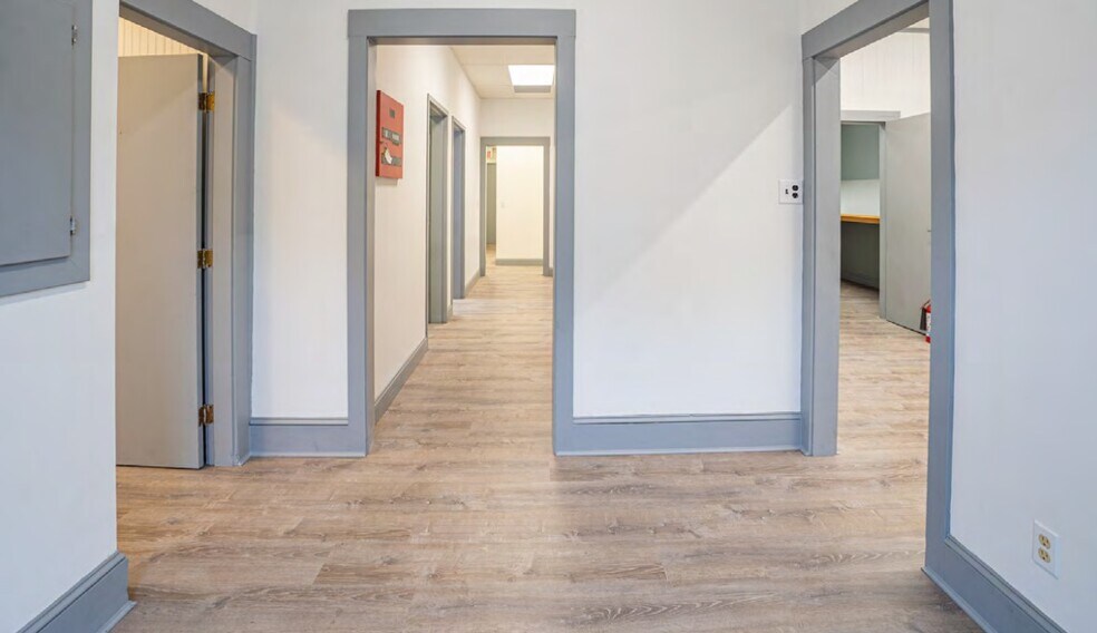 More Photos Of 72 S Kimball St, Haverhill Warehouse For Sale