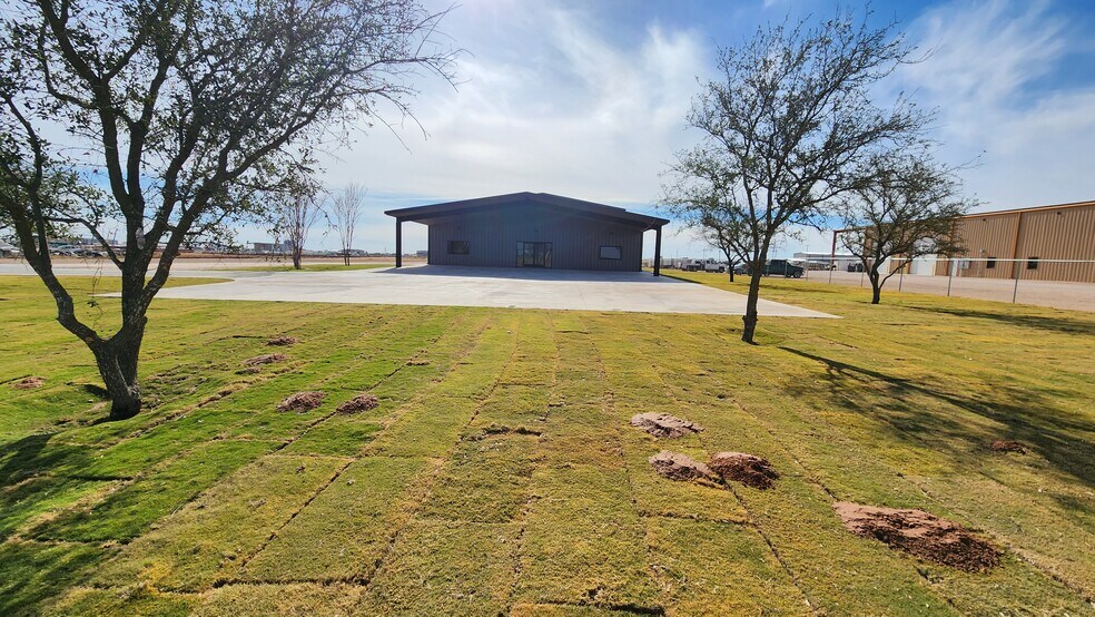 More Photos Of 4516 County Rd 130, Midland Warehouse For Sale