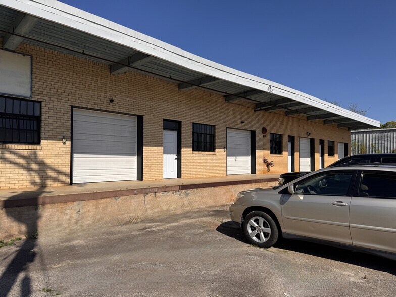 More Photos Of 753-759 S Washington Ave, Greenville Warehouse For Lease