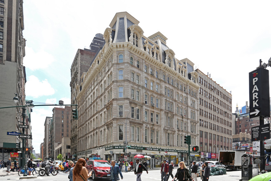 Primary Photo Of 34-44 W 31st St, New York Apartments For Lease