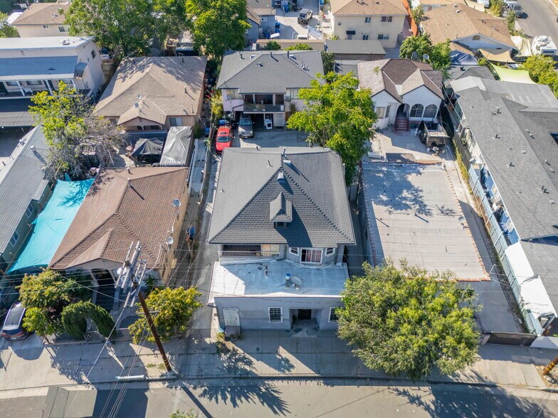 More Photos Of 667-669 N Boyle Ave, Los Angeles Apartments For Sale