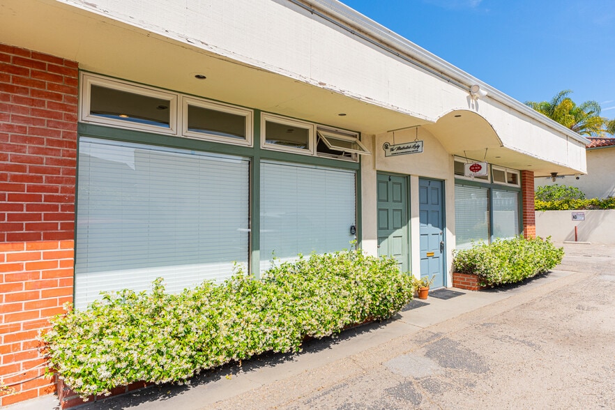 More Photos Of 422 N Milpas St, Santa Barbara Office For Sale