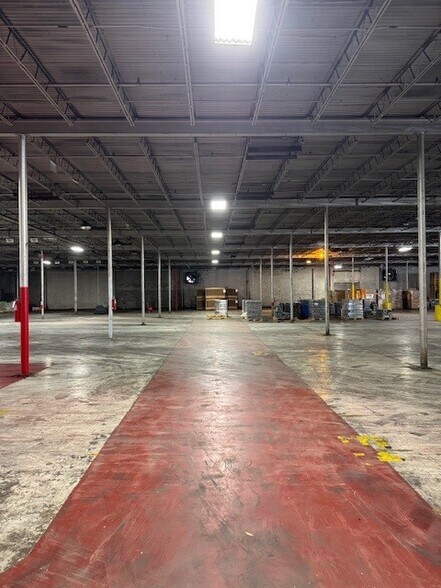 More Photos Of 330 Stevens St, Jacksonville Warehouse For Lease