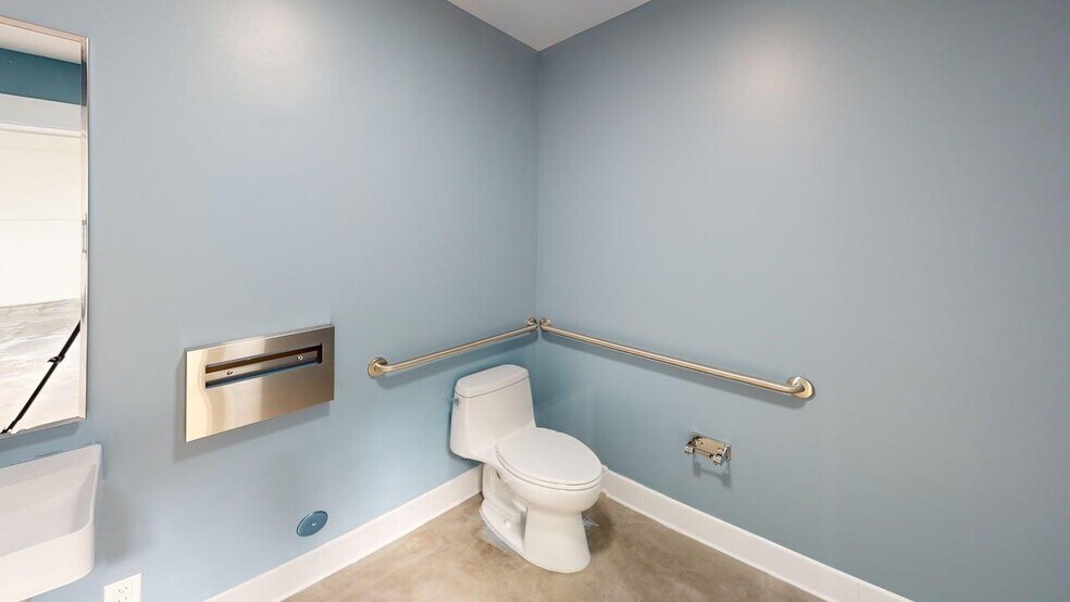 More Photos Of 2828 E 14th St, Long Beach Service For Lease