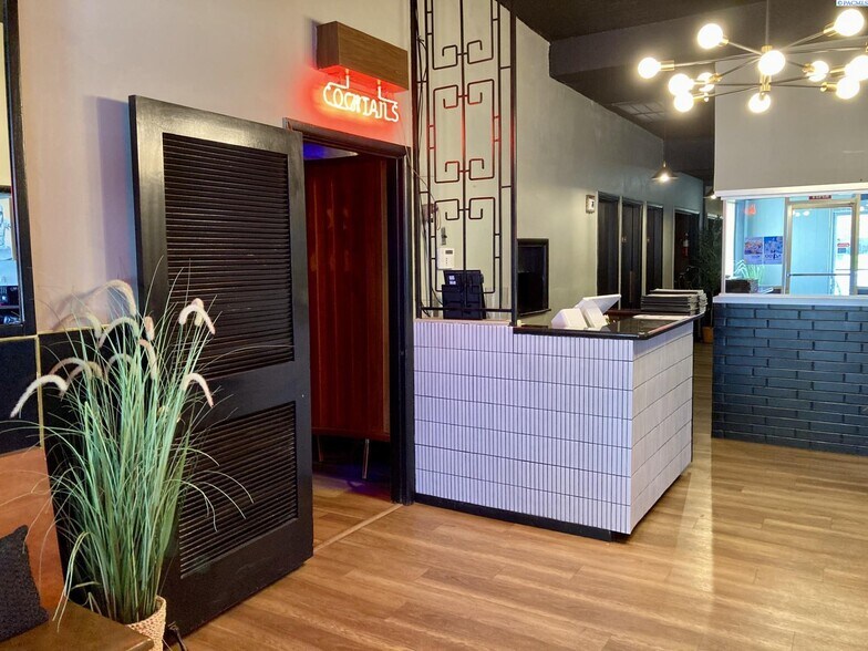 More Photos Of 1520 N 4th Ave, Pasco Restaurant For Sale