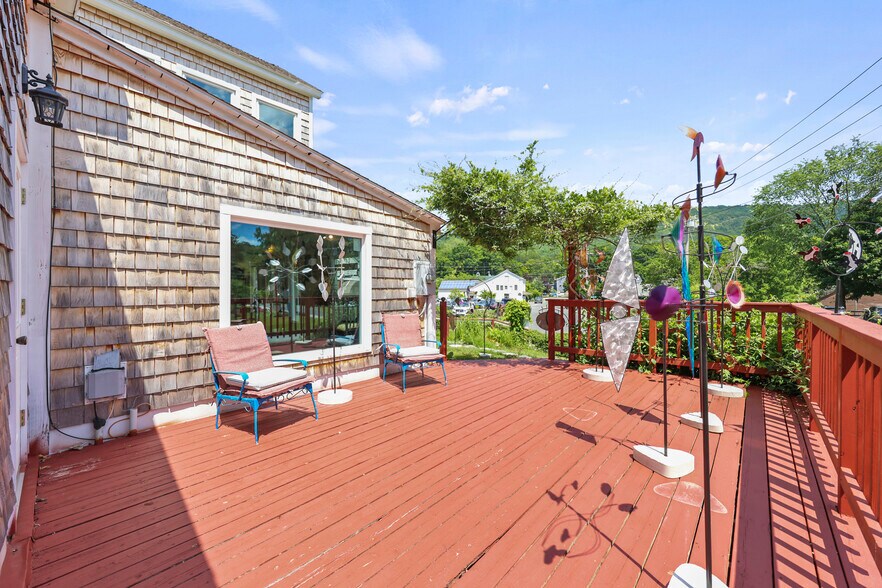 More Photos Of 8 Center St, West Stockbridge Restaurant For Sale