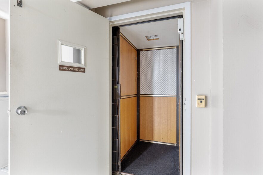 More Photos Of 120 Henry Ave, Manchester Office For Sale