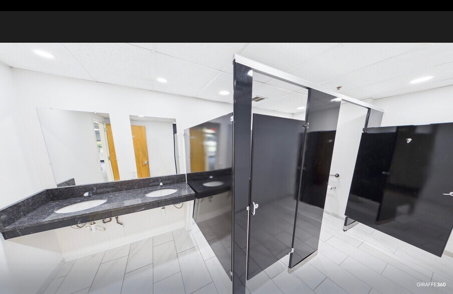 More Photos Of 104 Chestnut St, Ridgewood Medical For Lease