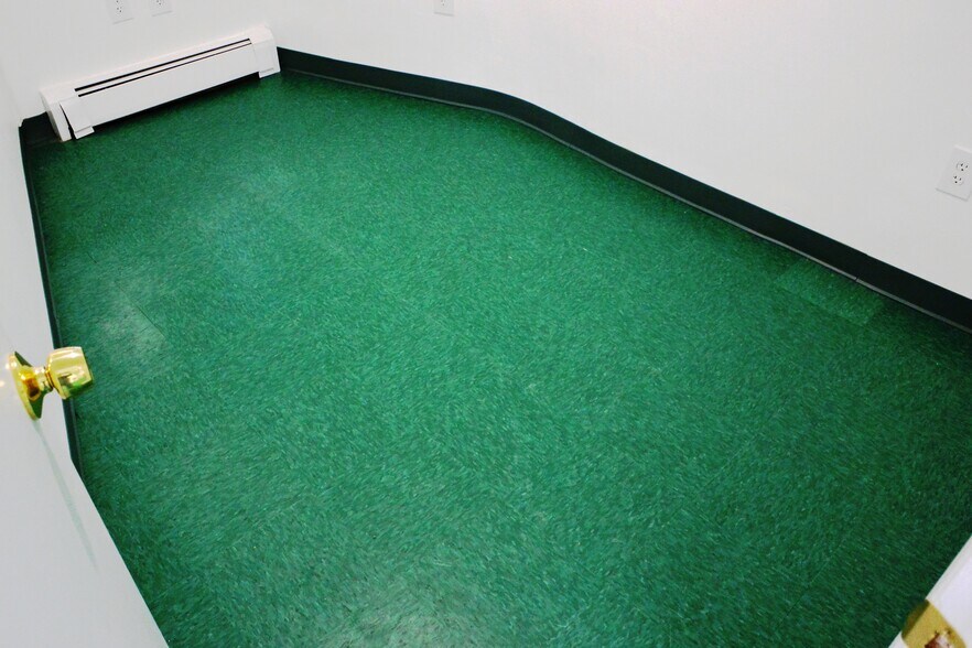 More Photos Of 7401 Woodbine Ave, Philadelphia Storefront Retail Residential For Lease